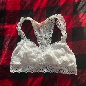 Aerie white lace bralette. Size large. In good condition!